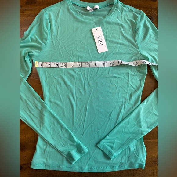 AFRM Los Angeles Long Sleeve Mesh Top mint green size S NWT - Picture 3 of 5